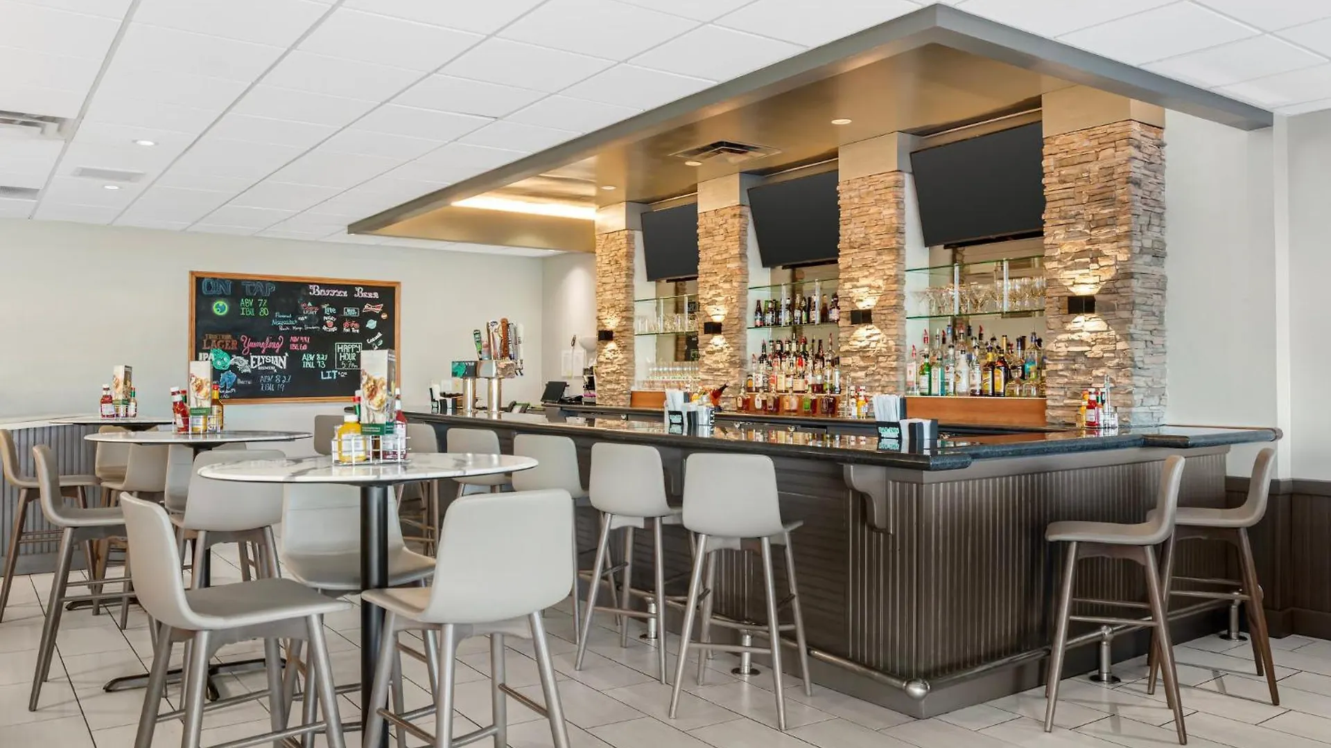 Holiday Inn Louisville Airport South By Ihg 3*,  United States