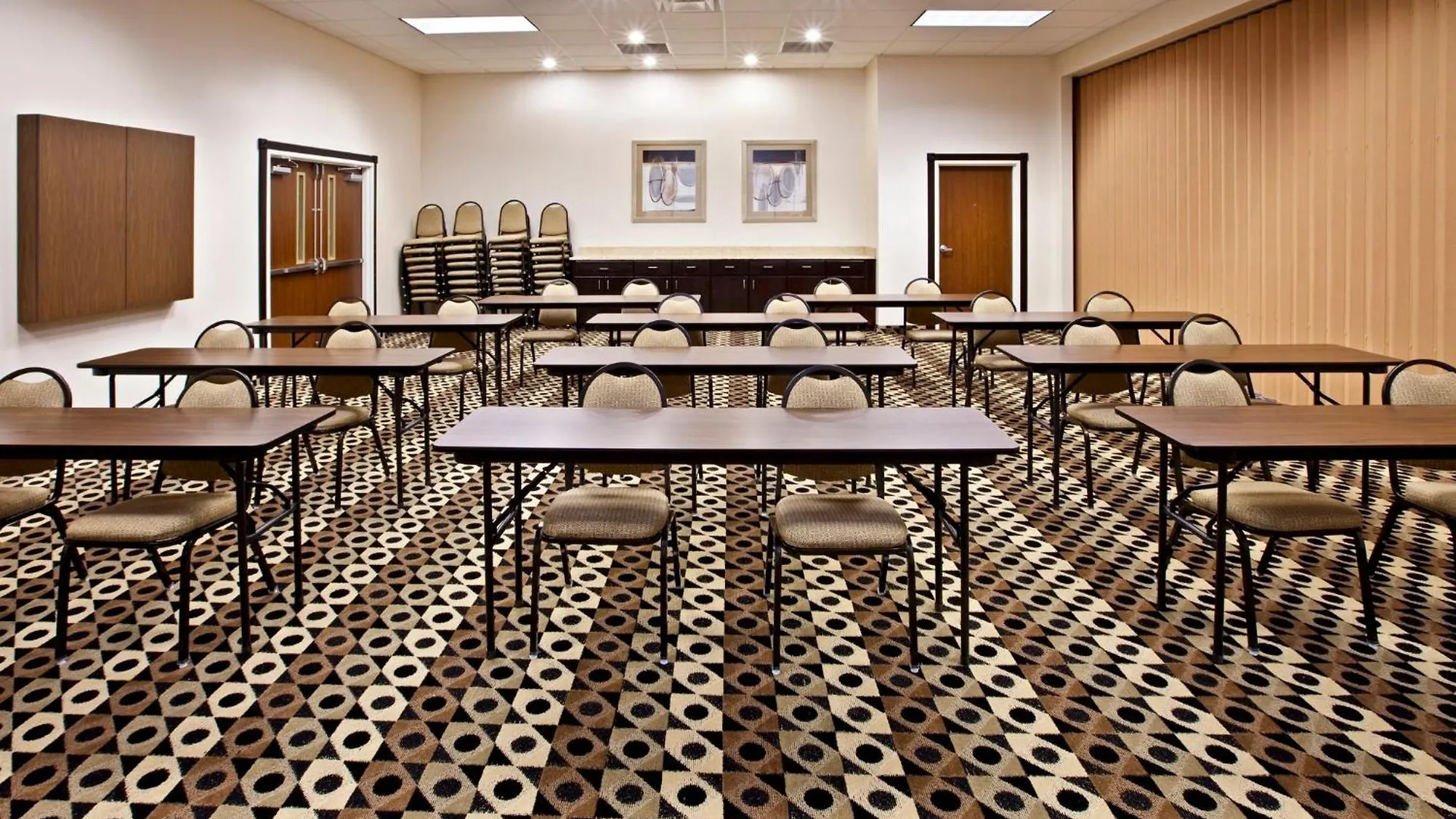 *** Hotel Holiday Inn Louisville Airport South By Ihg United States