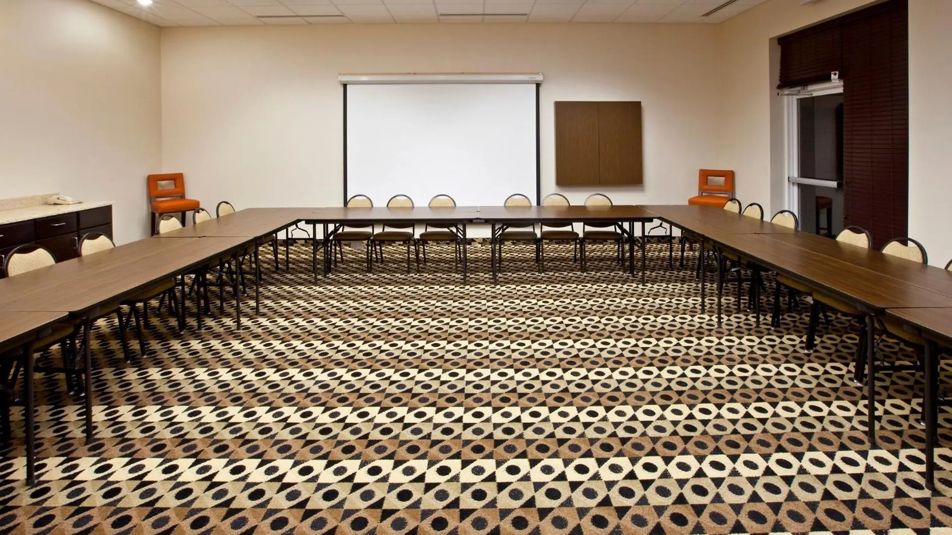 Holiday Inn Louisville Airport South By Ihg Hotel