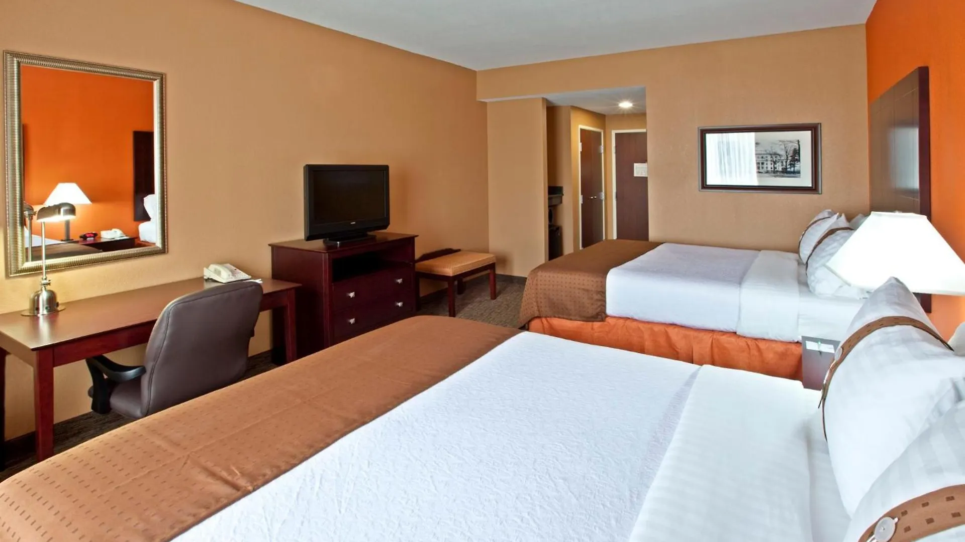 Holiday Inn Louisville Airport South By Ihg 3*,
